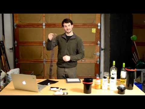 Photo Adventure - Developing Black & White Film (35mm and 120) [Episode 2]