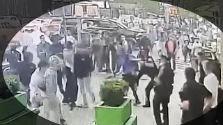 Alleged teen Tren de Aragua gang members attack NYPD in Times Square