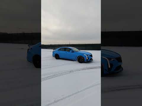 Cadillac CT4 V Blackwing Drifting