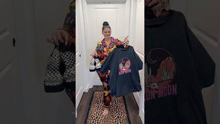 Dopamine dressing is my favorite  therapy atm #dopaminedressing #funfashion #plussizefashion