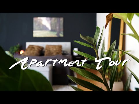 Minimalist industrial apartment tour: Artsy & Colorful