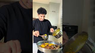 Best way to eat egg paratha