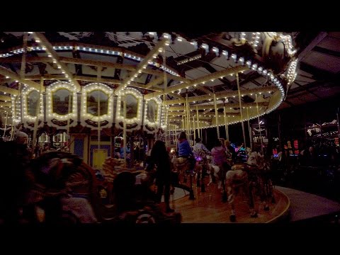 Real 4K HDR: Christmas Lights at the Zoo in HDR UHD (Chromecast Ultra)