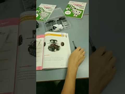 Welcome to #Robotics club ⚙️🔧👩‍💻🤖
Join #thinklum to learn how to build #robots and #program them 🤩🤩