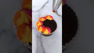 Freestyle Cake Decorating 🧁 🎂 ❤️ #caketok #cake #cakevideo #freestylecake #cakerecipe