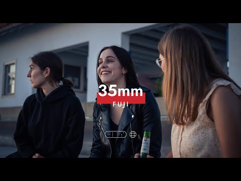 FUJI 35mm f2 Cinematic Video | Fuji X-T3 10bit H265 120fps