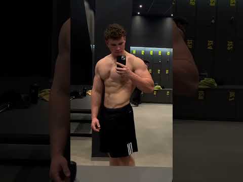 Preacher curls 🔱.   #motivation #fitness #fitnessinspiration