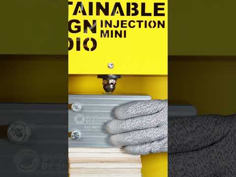 ♻️ Turning Waste Plastic into Custom LEGO-Style Bricks! ♻️🧱