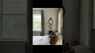 Dark or light academia? #slowliving #cottagecore #cozy