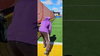 Old Man John's 40 Yard Dash! Without Gravity there's no Impression! It's not Impressive!
