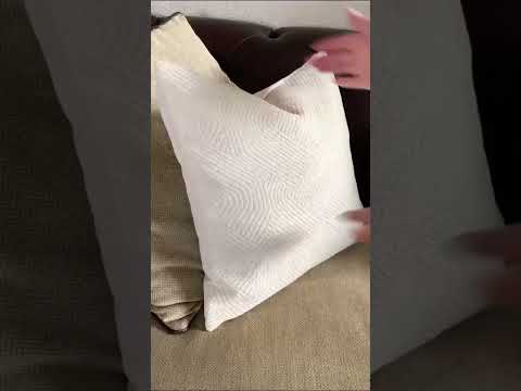 Unveiling the Hottest Throw Pillow Trends of 2023