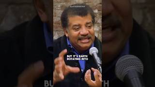 Neil deGrasse Tyson explains the Earth's ocean tides 🌎 🌊 #science #space