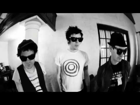 Sum 41 - Sick of everyone  - UNOFFICIAL Video