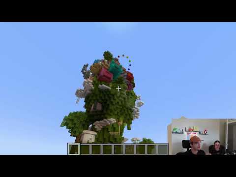 MINECRAFT CHAINED TOGETHER