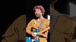 अरिजीत सिंह😅🤣👍#concertarijitsinghconcert#musicarijitliveconcertlivemusic#arijitsinghliveperformance