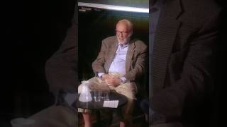 Why Jim Simons Never Hired a Finance Person #investing #stocks #jimsimons
