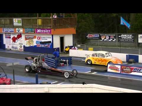VW Beetle Spanks Dragster - 2012 Big Bug Shootout #8  Piedmont Dragway