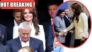 princess Kate wore a goal chanel bag for the Rugby match in Marseille! who miss it?(@royaltreasure)