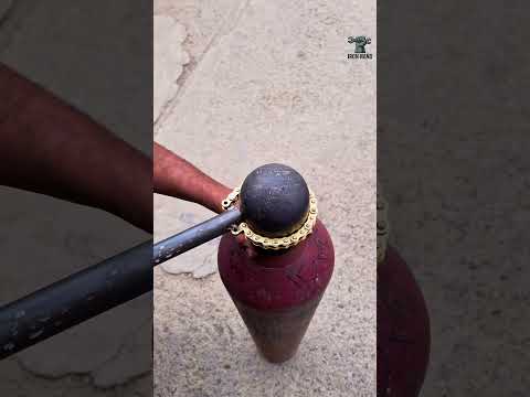 Big Bolts? No Problem! | Big Bolts? No Problem! مراحل ساخت رو میتونید داخل کانال ببینید