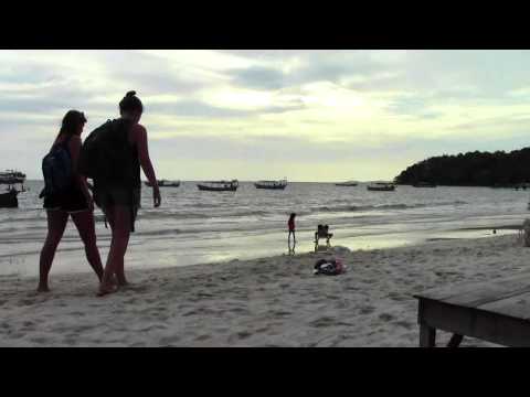 Ochheuteal Beach Sihanoukville 3