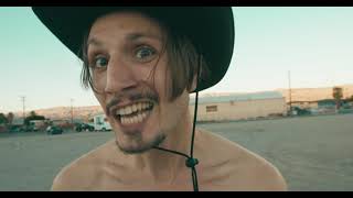 bbno$ - brainless prod. lentra (Official Video)