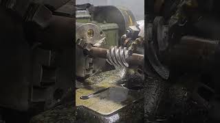 Worm 8 Start   #engineering #machine #shafts  #udyog #gears #technology