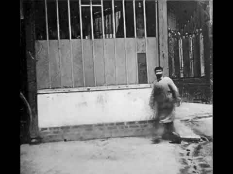 "Man Walking Around a Corner" HD (Louis Le Prince, 1887)