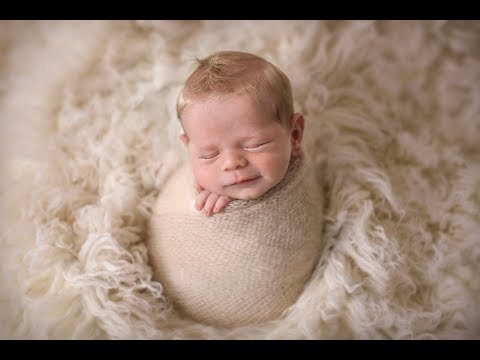 BEHIND THE SCENES | NEWBORN PHOTO SESSION | KATE EDEN PHOTOGRAPHY
