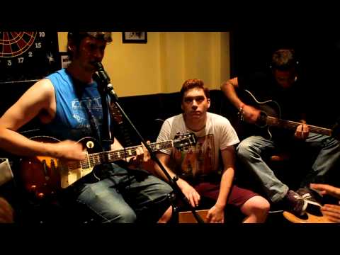 Filósofos del Bierzo - Acoso en el Diván