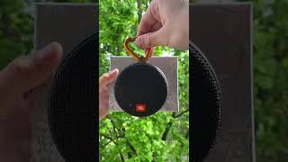Which one sounds better?🤔🔊 #speaker #jbl #vibe
