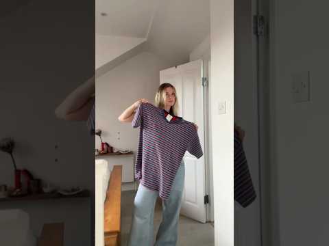 I picked up this vintage Reebok Tee from ​⁠@OxfamGB and I love it!!! Oh the coat was too!!!