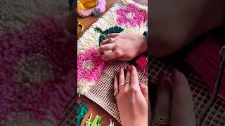 The process of making mats from wool