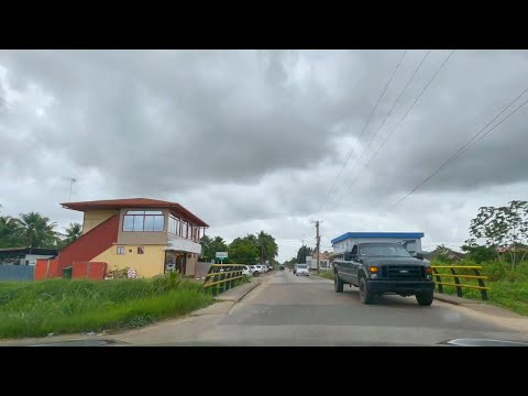 Road trip from Commissaris Weithingweg in Suriname