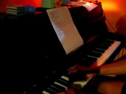 Tachi sings & plays Sheila on 7's Sephia on the Piano! ((: