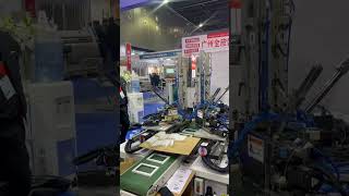 #pictureframe #pictureframing #photoframe #framemaking #picture automatic underpinner joint robot