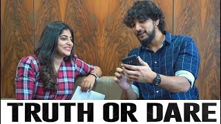 Gautham Karthik, Manjima Mohan play Truth or Dare | Devarattam