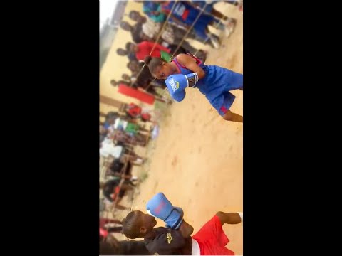 little girl🥊 embarass boy 😬💥💥💥