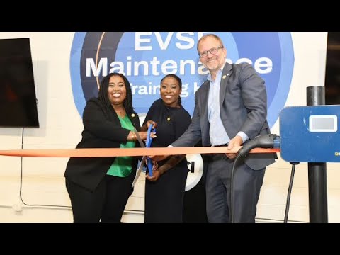 ChargerHelp & LACI Opens EV Charger Reliability Hub