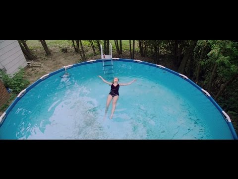 It Follows - Jay / The Date