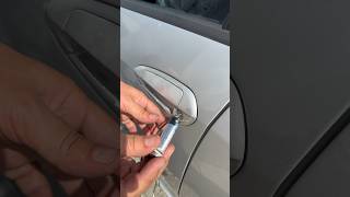 Unlock Your Car with USB and Batteries: Quick Trick! #UnlockCar #USB #Batteries #QuickTrick