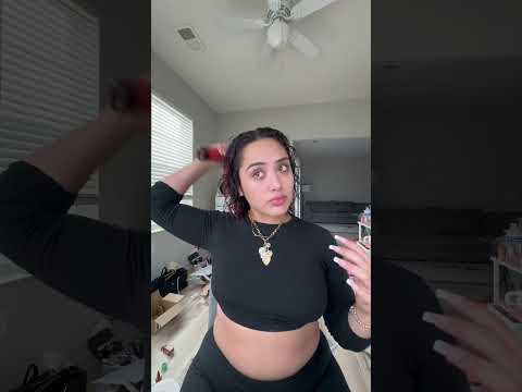 ENTERING MY SOFT MOM ERA: LEARNING TO LOVE MY NATURAL HAIR!