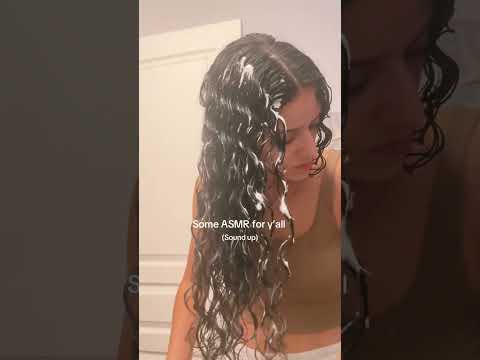 The best part of my routine is the mousse 💆🏽‍♀️ #curlyhair #curlyhairroutine #asmr #asmrsounds
