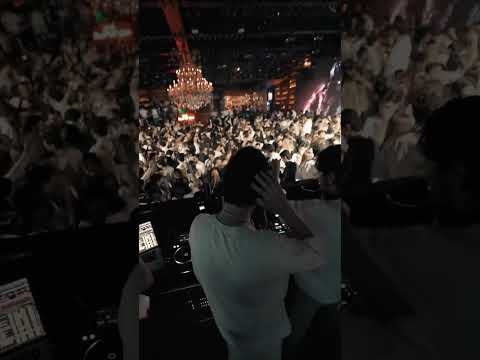 Salimos con throwback set hoy! LINK IN BIO #mashup #remix #rosas #FiveMoreHours #mexico #atope