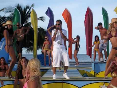 Pa' que la pases bien con Arcangel on DESCONTROL...