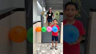 Mom helps kid solve problem 🤣🎈❤️👩🏻😱🤪