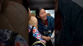 Chinese Tour Guide Rizzes Up Agent 🤣