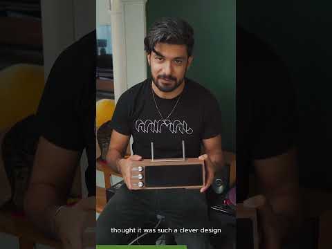 Visualize the Sound. Vinyl Showcase Must-Haves #audiovisualizer #recordholders #recordplayer