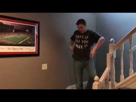idiot falling down 3 stairs