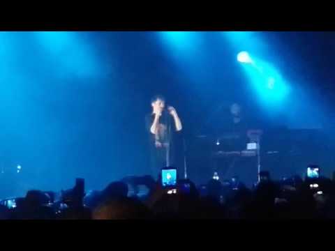 Troye Sivan talking German & singing Happy Birthday [Live Music Hall, Cologne, 09.05.2016]