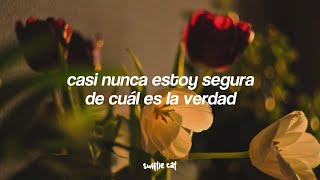Lizzy McAlpine - Spring Into Summer // Español